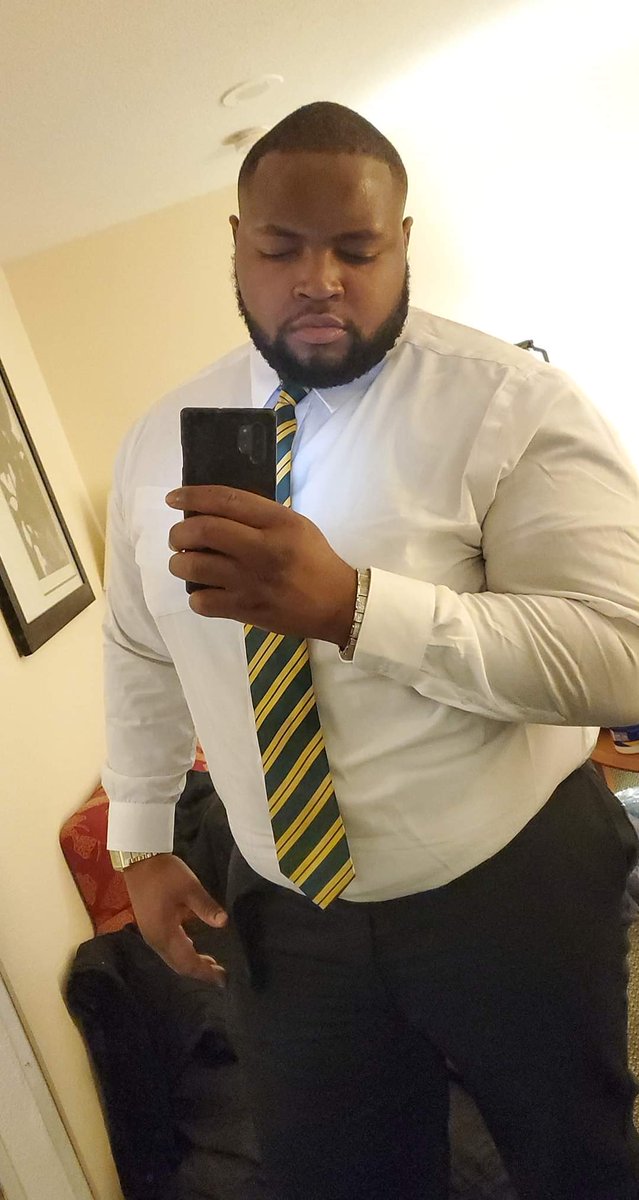 MalikMalikt14's tweet photo. Business firstโผ๏ธ๐๐
#BlackEngineer๐๐๐๐
#GodIsLit ๐ฅ๐ฅ๐ฅ๐ฅ
Dr. Thompson has a Nice Ring To It๐ฅ๐ฅ๐ฅ๐ฅ https://t.co/4JTC7waNZG