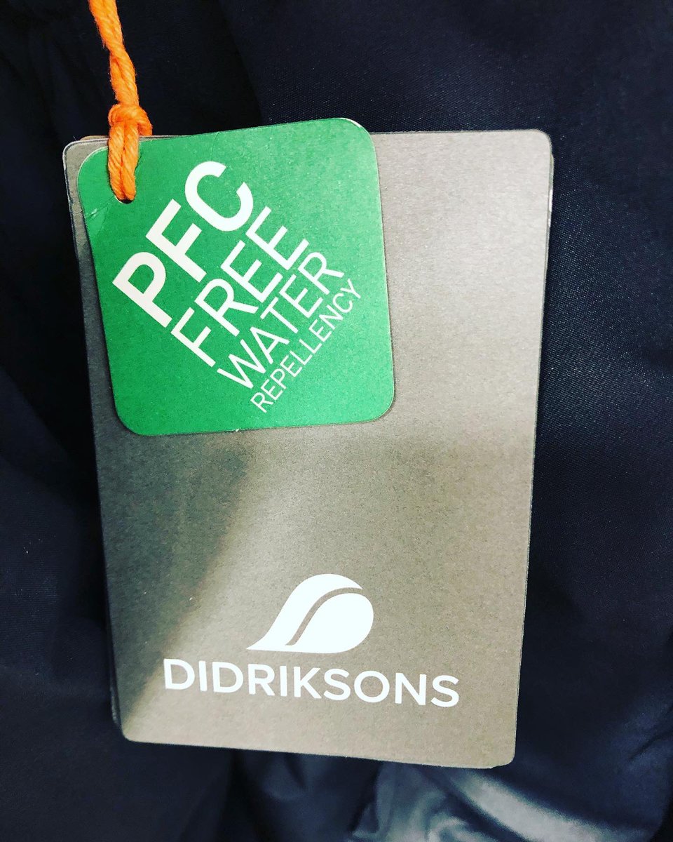 VastustamatonV's tweet photo. Vastuulliset housut💚 Sustainable trousers💚 #didriksons

#vastuullisuus
#sustainability
#recyclable
#PCFfree
#vastustamatonvastuullisuus 
#💚
#✅ https://t.co/LsS9gGit2r
