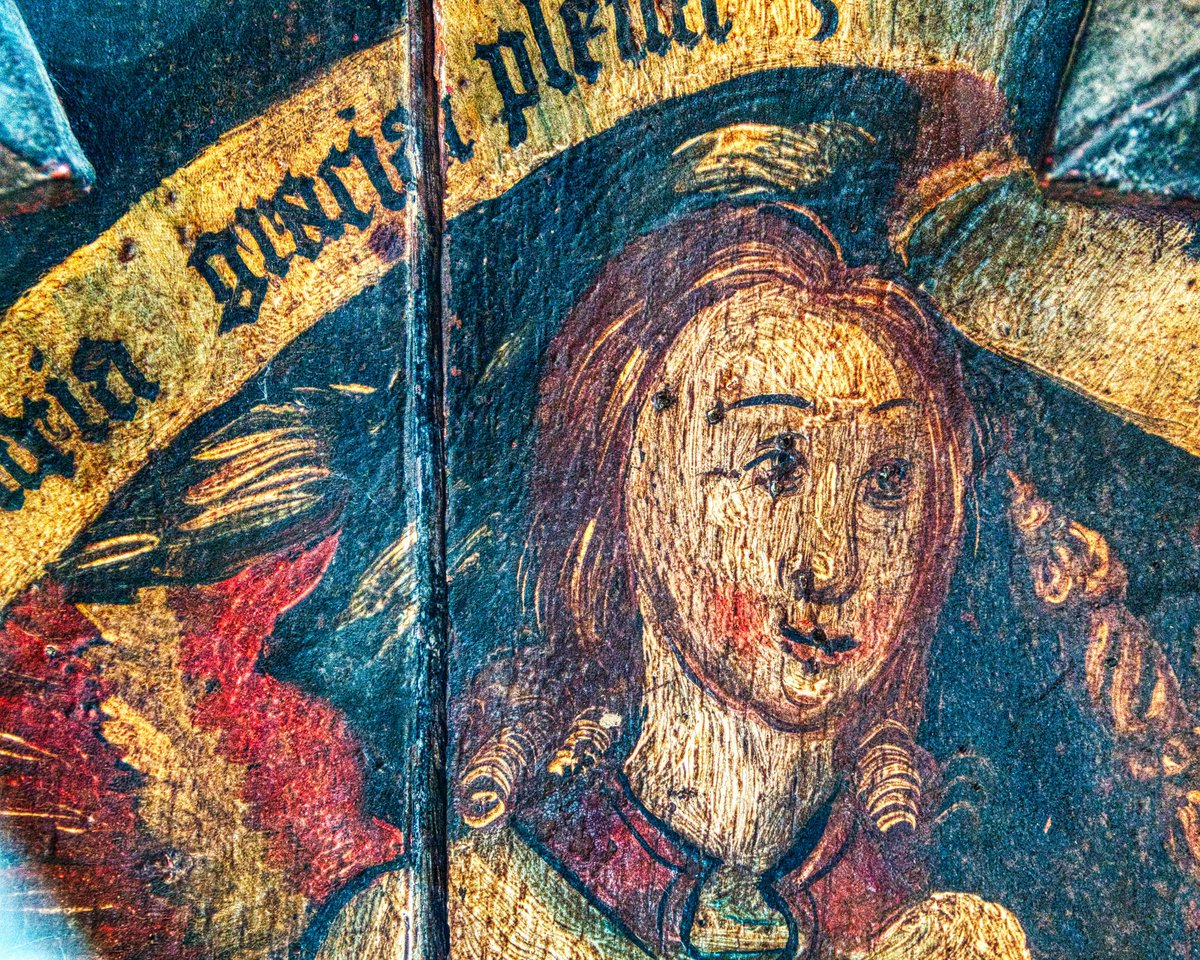 DevonChurchLand's tweet photo. Feast of the Annunciation today, and time to post my all time favourite. Gabby and Mary grinning away at each other, fashionistas par excellence, and a ragged Holy Spirit knowing when itโs beat in the charisma stakes
Holcombe Burnell church. https://t.co/jGAtq1gNF6