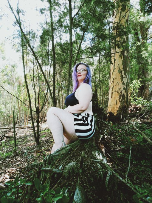 Nature goddess 😌 https://t.co/gH6r6Wk8yB #nature #onlyfabs #onlyfansfreepage #bbwmelons #bbwqueen #plussizefashion<a href="/tag/nature"class="tags">#nature</a><a href="/tag/plussizemodels"class="tags"><span>#plussizemodels</span></a><a href="/tag/plussizefashion"class="tags"><span>#plussizefashion</span></a><a href="/tag/plussizebeauty"class="tags"><span>#plussizebeauty</span></a>