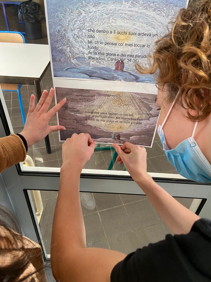 Dante 2021: les vers de la Divine Comédie envahissent le <a href="/lycee_suger/">Lycée Suger</a> ! 

Exposition itinéraire, lecture au haut-parleur et création de podcasts

Explorez le lycée, vous y trouverez l'Enfer, le Purgatoire et le Paradis...

<a href="/ApirpParis/">Apirp</a> #Dantedì