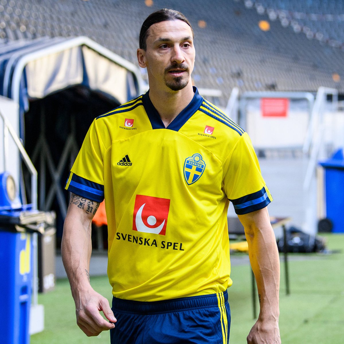 FIFAWorldCup's tweet photo. 🦁 He's back... and it's been proving emotional 🥲

💛 As Zlatan prepares to return to the Sweden side for their 2022 #WCQ opener today, we look at some of his most memorable goals, quotes and achievements 🤩

👉 https://t.co/ZnA879nzSh https://t.co/zN1NDpInEd