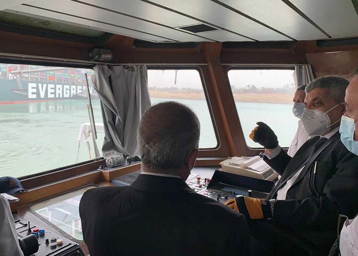 تويتر ブルームバーグニュース على تويتر さらに 原料のパルプ生産で最大手のスザノは 輸送用コンテナ船の需給逼迫でパルプ供給に支障が出始めるリスクを警告 生産者が十分なパルプ在庫を持っていない場合 輸送の混乱は最終的にトイレットペーパーの供給に影響を