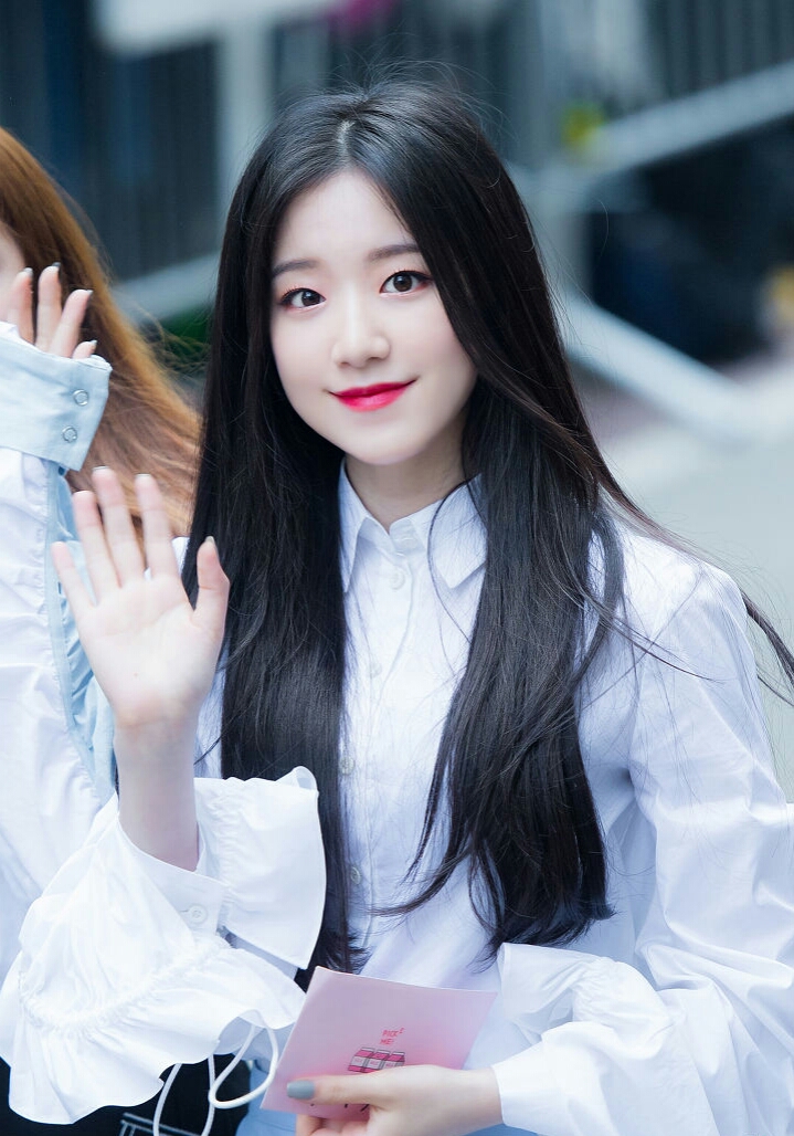 mykpoptv_'s tweet photo. Hello everyone 👋
Have a wonderful day! https://t.co/7h7nqMHfC6