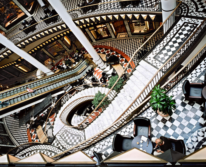 JPPhoto14784702's tweet photo. @Alien6_nft DearAlien6, I have a new nft artwork up for auction. An analog photograph of the Quartier 206 in Berlin. Bidding starts at 0.01 eth.
https://t.co/BhbizaC8F4

#nftart #artt #fineart  #artgallery #artwork #nftartist #nfts #nftcollector #nftcommunity #photo #berlin #quartier206 https://t.co/tD8Lxdlxqz