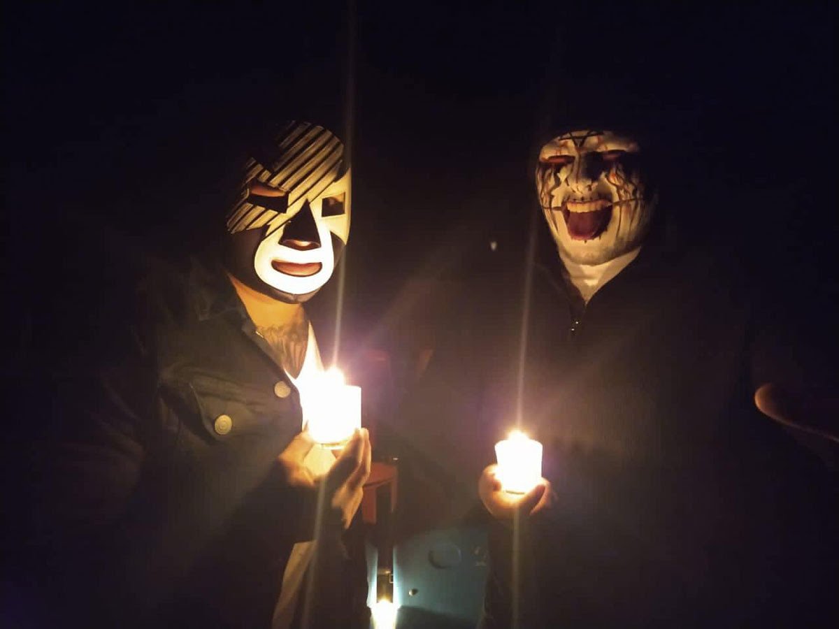 Tonatiuhacolor's tweet photo. @LuchaLibreYYa No niego el nivel de figuras que han logrado los hermanos Chávez, pero no van ahí.

Hay nombres que se han ganado esos espacios con todos los méritos... 

¿Qué tal sumar el talento de @akuma_demonio y Espanto Jr.? 

Agarra la onda, @CMLL_OFICIAL 🤗

#LuchaLibre 💪🇲🇽 https://t.co/cHO9tdKuOw