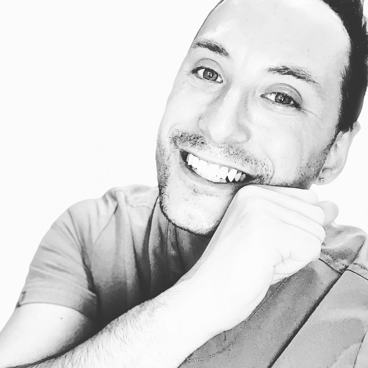Sexy_rayted's tweet photo. #workflowselfie #pearlywhites ๐ฌ https://t.co/zKqD1yP61O