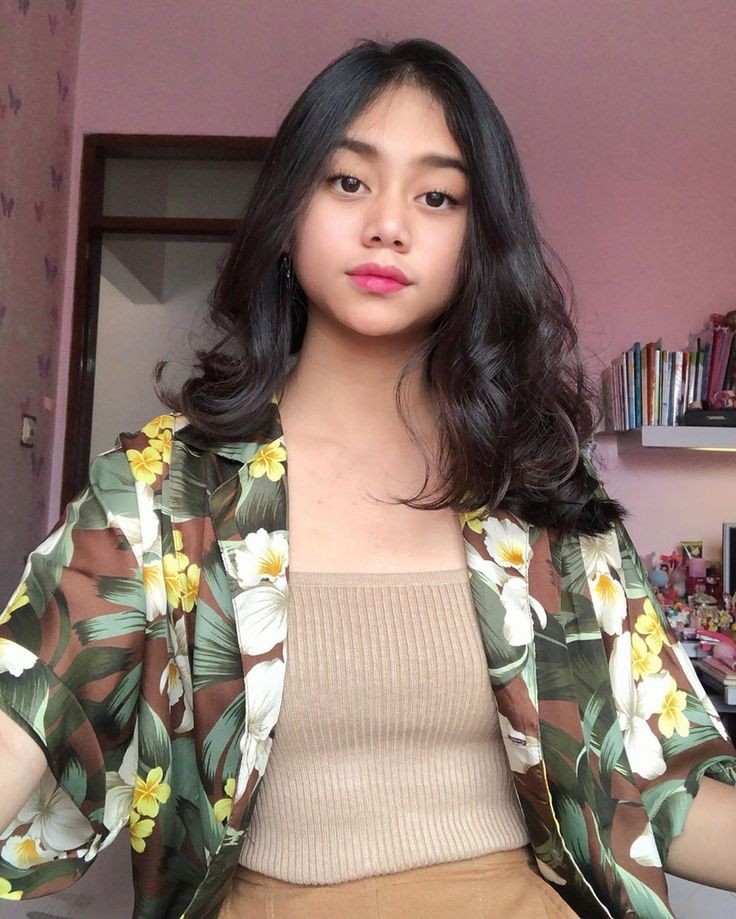 hi, im kezia

mutualan? rt/like
fambest? my dm's are open

#roleplayerindo #roleplayerindonesia #roleplayer #rpindonesia #rpworld #roleplayertwt