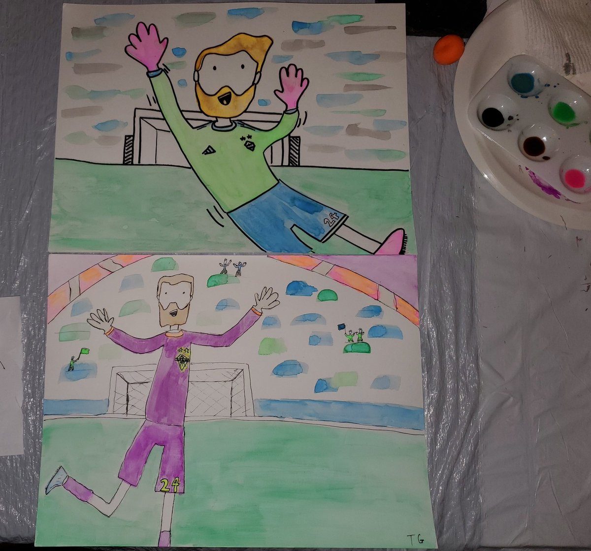 tomglanz's tweet photo. @MLSwatercolors yesss thank you for the instruction and inspiration today at #Yachtcollegeart ☺️ #letskick @sounderatheart
@NosAudietis #sounders
(bottom is mine, top is @Jwelbs) https://t.co/pR8KkB7Ngp