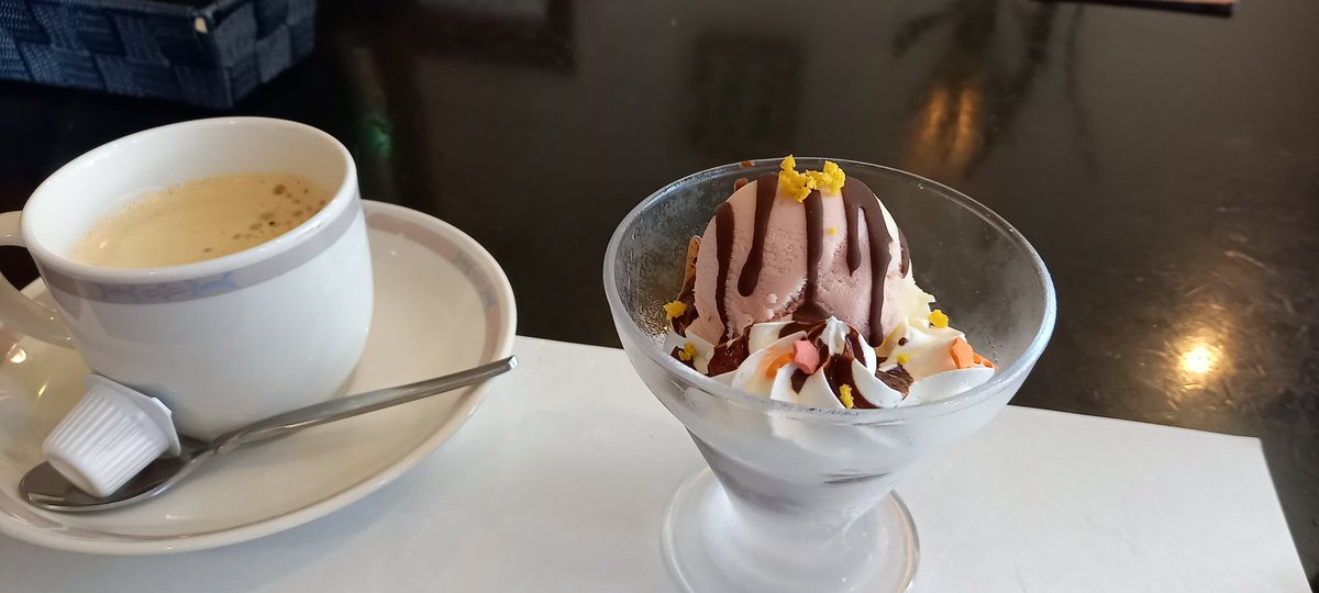 matsus1016's tweet photo. 酔牛亭ランチ　@酔牛亭(徳山)
・海老とブロッコリーのペペロンチーノ
・生ハムと香味野菜のサラダ
・真鴨のガーリックソテー https://t.co/Zlu5mThSnB