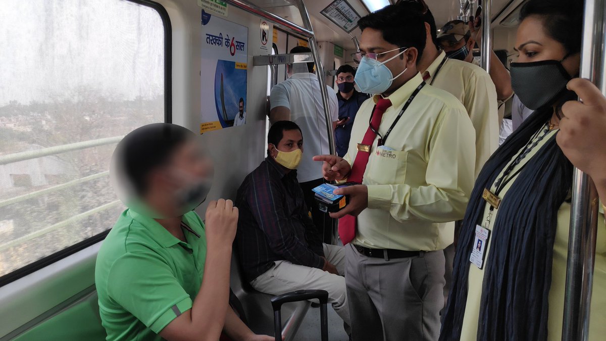 OfficialDMRC's tweet photo. To ensure our travel guidelines are being followed, Delhi Metro's Flying Squads penalised 318 commuters on 24 March 2021 for not wearing a face mask properly &amp; following social distancing. Let us all follow the protocols &amp; politely counsel others to do the same. #CovidIsntOverYet https://t.co/K9deVt0pfH