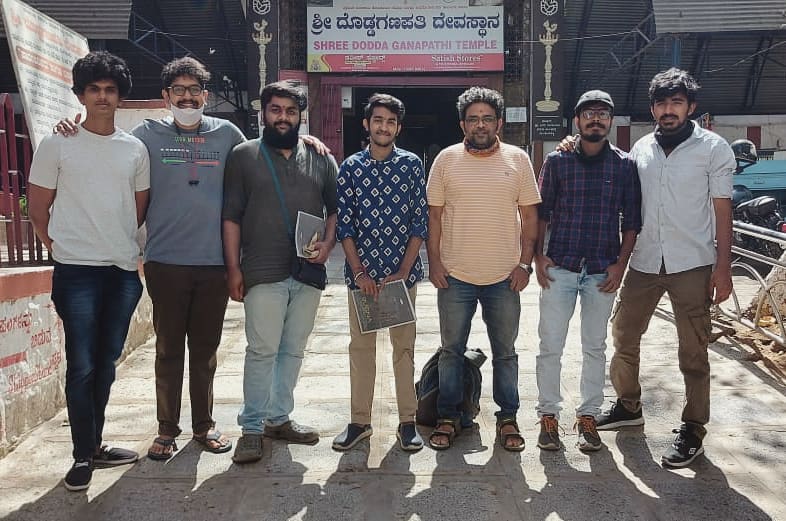 suhasksrao's tweet photo. 🎥RUGNA Rolling From Today!
@sunilbob80 @suhasksrao @Sanjaylc20 @NachiMig @sharathraysad @csvenkat @maran_sm 
#rugna #rugnathefilm #someyathi #itihasa https://t.co/WV4ZnpOfC9