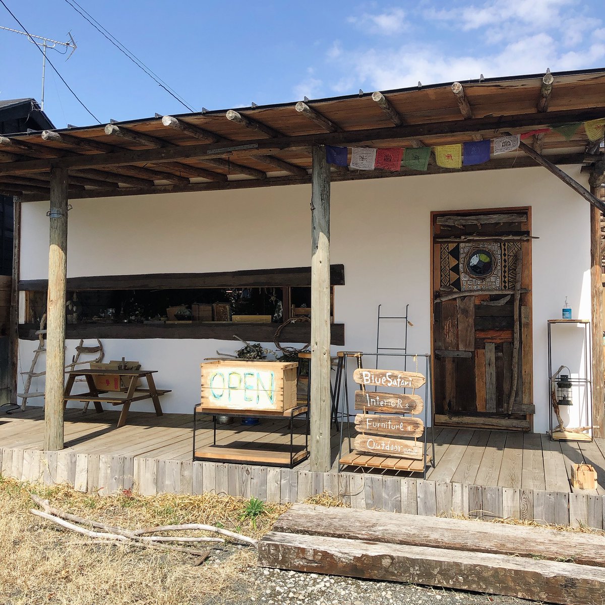 fujihappyspot's tweet photo. 富士市伝法のアイアン家具&ウッド雑貨などのお店『BlueSafari』さん。ドリームキャッチャー愛用中!
#富士市
#BlueSafari
#アイアン雑貨 https://t.co/zVMYsKwO3Z