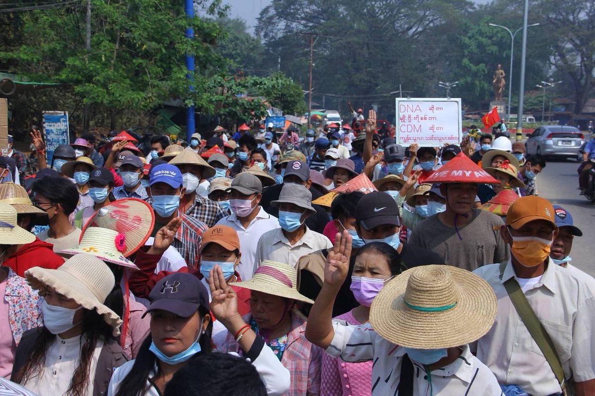 Powerful General Strike continues  protesting against Terrorist Military peacefully in Katha City, Sagaing Region. 
STOP ABDUCTIONS 
#WhatsHappeningInMyanmar
#Mar25Coup
#InternetShutdown