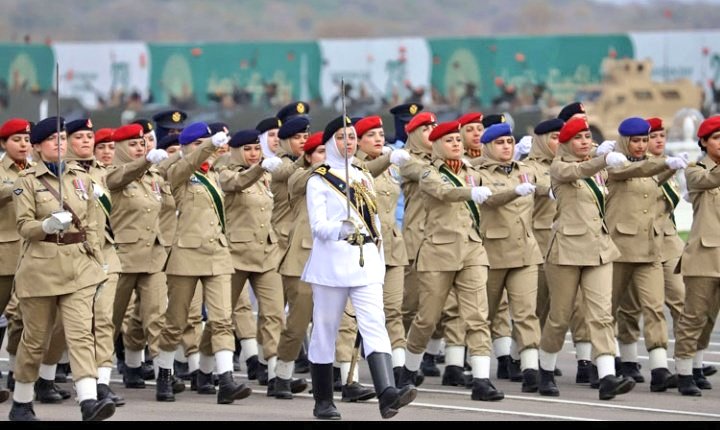 PakistanJannatt's tweet photo. You can't beat the level &amp; performance of Pakistan Navy, Pakistan Army, Pakistan Airforce  long live...🇵🇰
Pakistan Zindabad...👍
Pakistan Army Zindabad...💪

#PakistanDayParade https://t.co/Z66daQhwOD