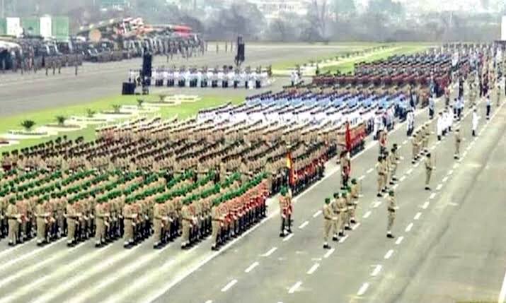 PakistanJannatt's tweet photo. You can't beat the level &amp; performance of Pakistan Navy, Pakistan Army, Pakistan Airforce  long live...🇵🇰
Pakistan Zindabad...👍
Pakistan Army Zindabad...💪

#PakistanDayParade https://t.co/Z66daQhwOD