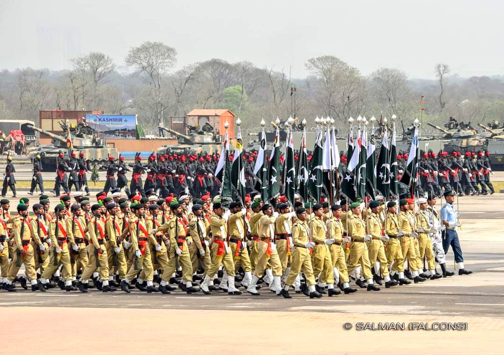 PakistanJannatt's tweet photo. You can't beat the level &amp; performance of Pakistan Navy, Pakistan Army, Pakistan Airforce  long live...🇵🇰
Pakistan Zindabad...👍
Pakistan Army Zindabad...💪

#PakistanDayParade https://t.co/Z66daQhwOD