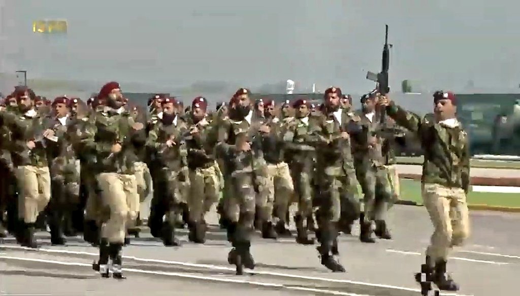 PakistanJannatt's tweet photo. You can't beat the level &amp; performance of Pakistan Navy, Pakistan Army, Pakistan Airforce  long live...🇵🇰
Pakistan Zindabad...👍
Pakistan Army Zindabad...💪

#PakistanDayParade https://t.co/Z66daQhwOD
