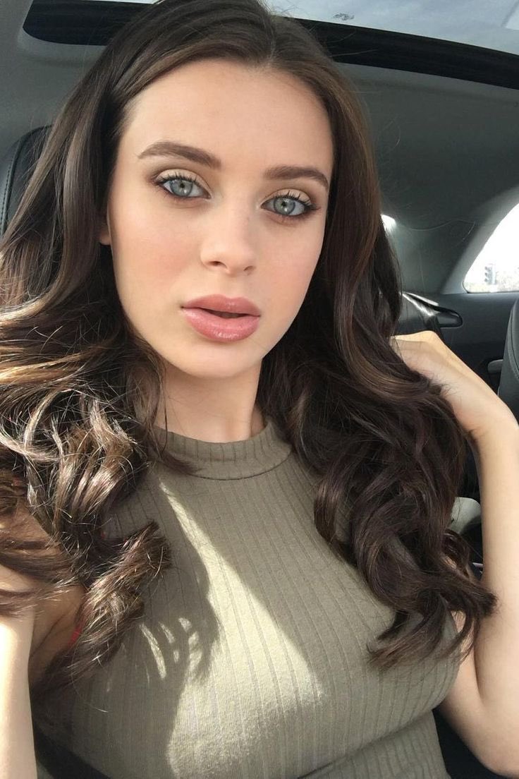 pessi_in's tweet photo. Lana Rhoades        Lana Goatdes https://t.co/4hAXaX0u8P