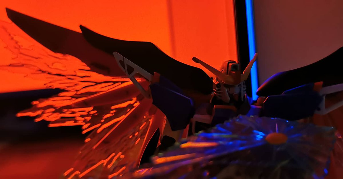 thecryptosamur1's tweet photo. Love to build #gunpla #bandai #gunplaphotography https://t.co/oHE15hbgEY