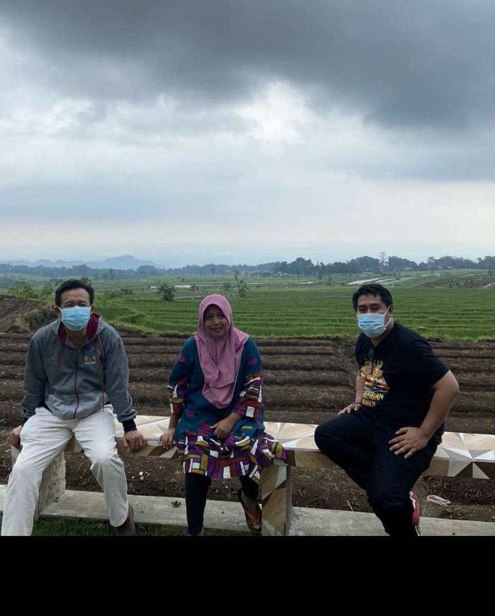 Terima kasih banyak Pak Dir, M Fachri, yang telah mengajarkan kpd kita untk senantiasa menjaga persahabatan tanpa batas apapun. Nuwun
@fachrilabalado 
<a href="/arianaAraz/">Ariana</a> 
<a href="/tppkemendes/">TPP KEMENDES</a> 
<a href="/AcehTpp/">TPP ACeh HebaT</a> 
<a href="/TPPISUMUT/">TPP SUMUT</a> 
<a href="/TPPI_JABAR/">#DesaBISA - TPPI_JABAR</a>
<a href="/Irfan09535842/">TPP_KEPRI</a>
<a href="/P3MD_SULSEL/">P3MD Prov. Sulsel</a> 
<a href="/P3MD_Papua/">P3MD PAPUA</a> 
<a href="/kpw3_kalsel/">P3MD KalSel</a> 
<a href="/NtbTppi/">TPPI Prov NTB</a>