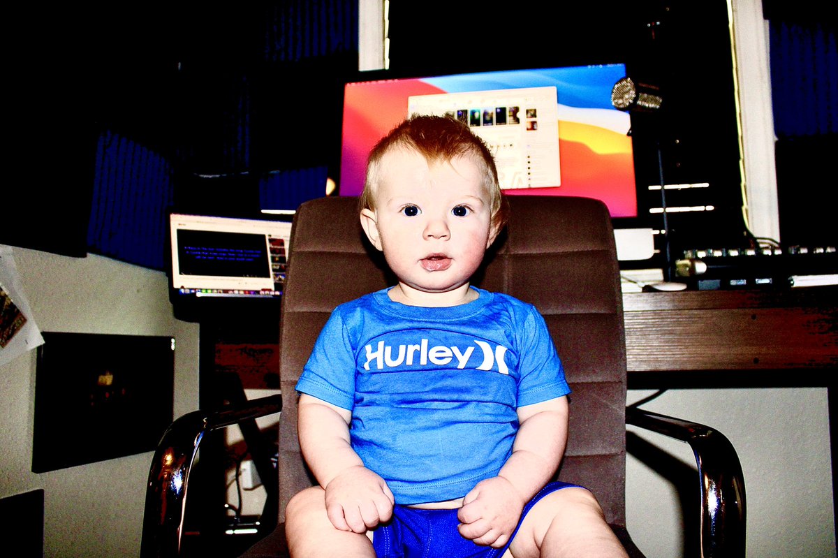 Dadcast2020's tweet photo. Little boss man would like everyone to head over to https://t.co/cfOToGtHN2 snd follow us on all the socials and subscribe to our YouTube Channel. #podcast #parenting #wednesdaythought #SpringIsThePerfectTimeTo #Repost https://t.co/0b8szNE8hc