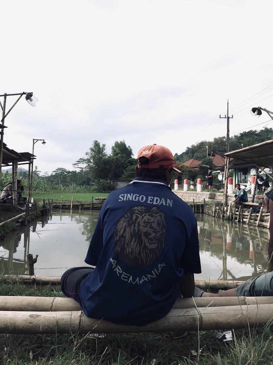 nuckyaditya's tweet photo. FORZA AREMA @AremafcOfficial 
#AremaDay #AremaDay #AremaDay https://t.co/TriQDrRpG6