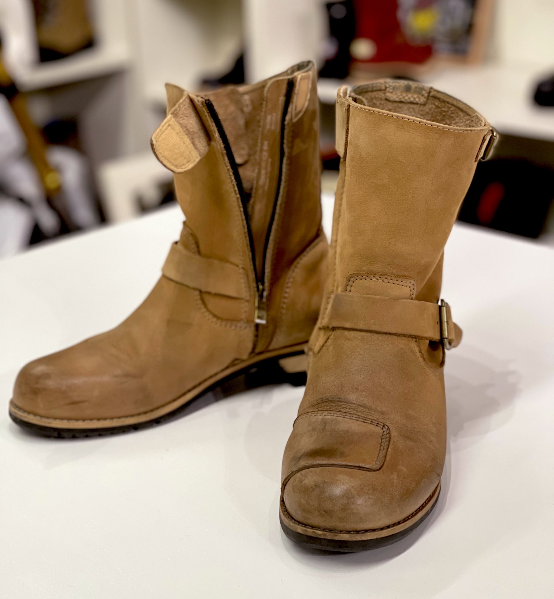 ワイルドウィング バイクブーツ Twitter ನಲ ಲ 週末はコイツと軽く行こう 最高の相棒 ワイルドウィング 革にしかない味わい 俺の一部となる レザーブーツ Leathershoes ライディングブーツ ライディングシューズ Motorcycle バイク ばいくのある生活 ワイルドウィング バイクブーツ Twitter ನಲ ಲ 週末はコイツと軽く行こう 最高の相棒 ワイルドウィング 革にしかない味わい 俺の一部となる レザーブーツ Leathershoes ライディングブーツ ライディングシューズ Motorcycle バイク ばいくのある生活