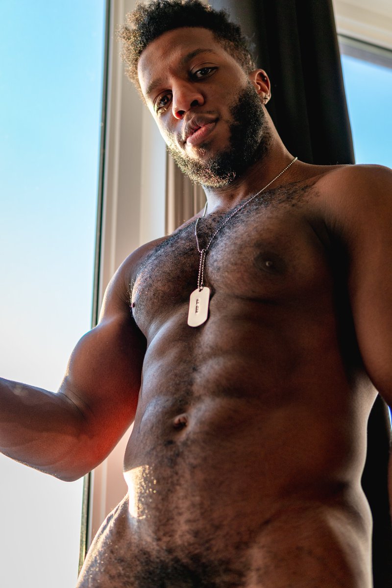KyleSmiles281's tweet photo. Decided to extend my promotion to the next 40 people! Subscribe quickly as there's only 24 spots left! #Onlyfans #onlyfansmodel #OnlyQC #OF #onlyfansmen #Onlyfansmale #Hunk #BlackMen #blackmanonly #Str8 #StraightMaster #AlphaMale #Lean #fineman #finemen #Menofonlyfans #Hairy https://t.co/K5gI6P41LB