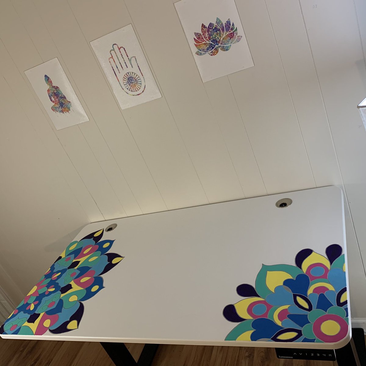 Vose_DF17's tweet photo. This is by far one of my most rewarding art pieces, start to finish.
Images and short video submitted for
@autonomousdotai #SmartDesk2 Design Contest.
https://t.co/NfyjuH1xPQ https://t.co/i3ZqCurIeX