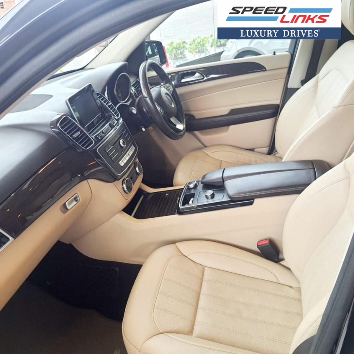 speedlinks2017's tweet photo. Charming Blue Mercedes Benz, GLE 250 parked in SpeedLinks Luxury Drives is the total value for money.  It is a certified pre-owned luxury car with insurance valid till 14/07/21. Bring home your dream luxury car at Rs. 42 Lacs only. 
#Mercedes #MercedesBenz #Model #GLE250 #BOSCH https://t.co/HC3a2PcyH6