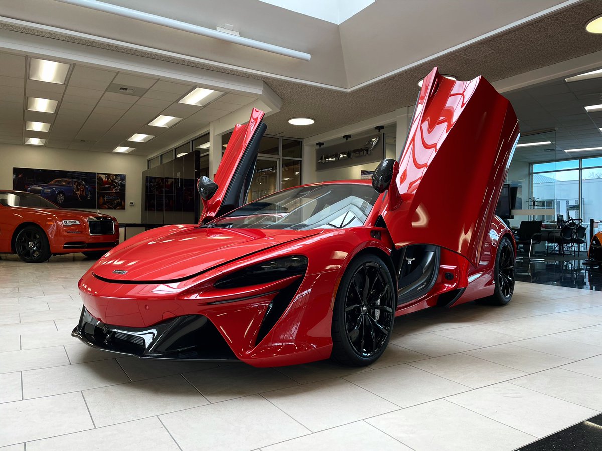 BeautyAndKeys's tweet photo. Go 0 to 60 in 3 seconds.
IN. A. HYBRID. 
😍🌿🏎💨
@McLarenAuto’s latest electric supercar: The #Artura! 
We think it’s 🔥! Especially in that new Amber Orange! 

Check out our feature on our site. 

#mclaren #mclarenartura #artura @mclarenBC @CARandDRIVER https://t.co/OMGaW4ap4C