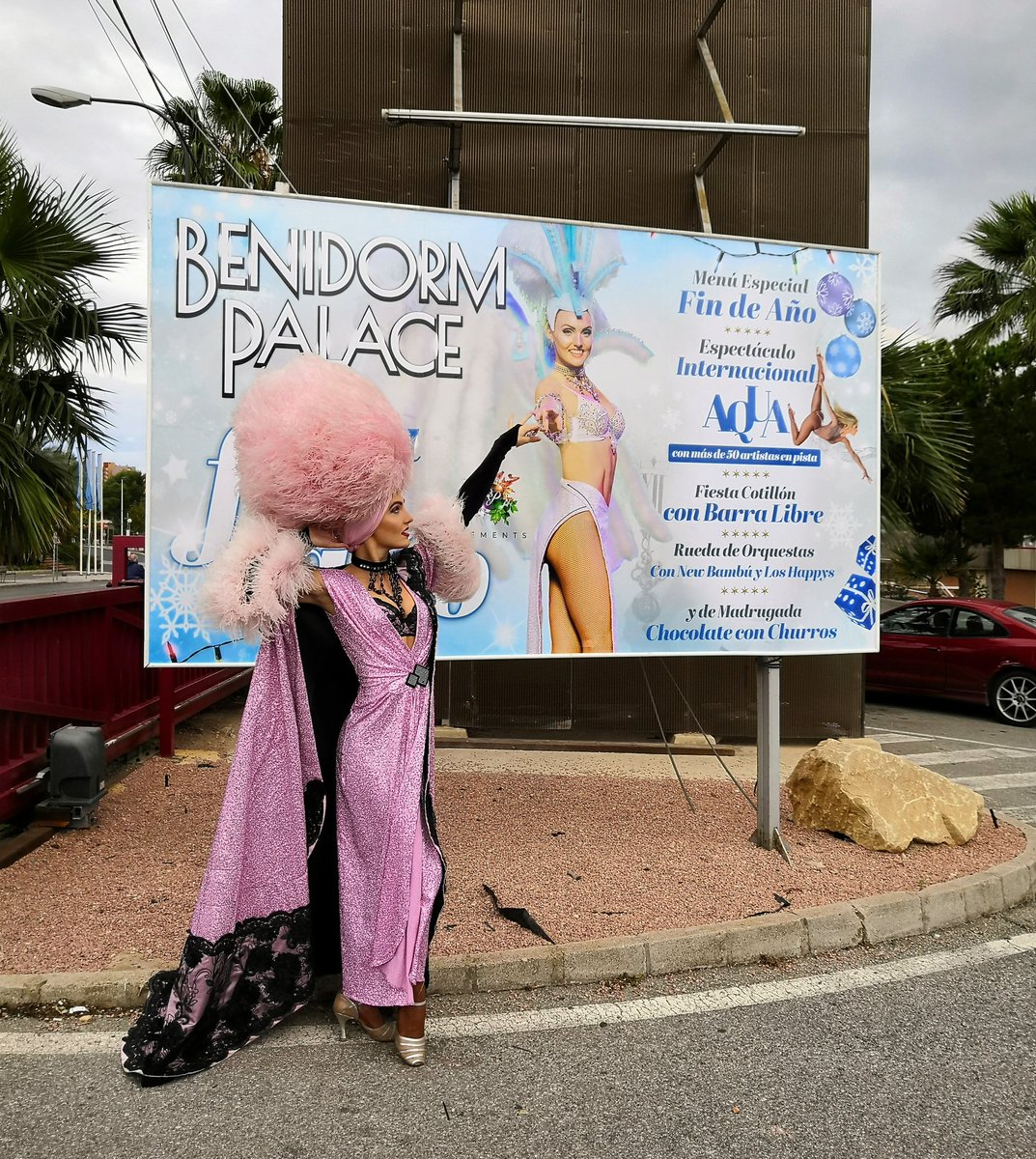 1 year ago 💗💗💗 #savethearts 💕