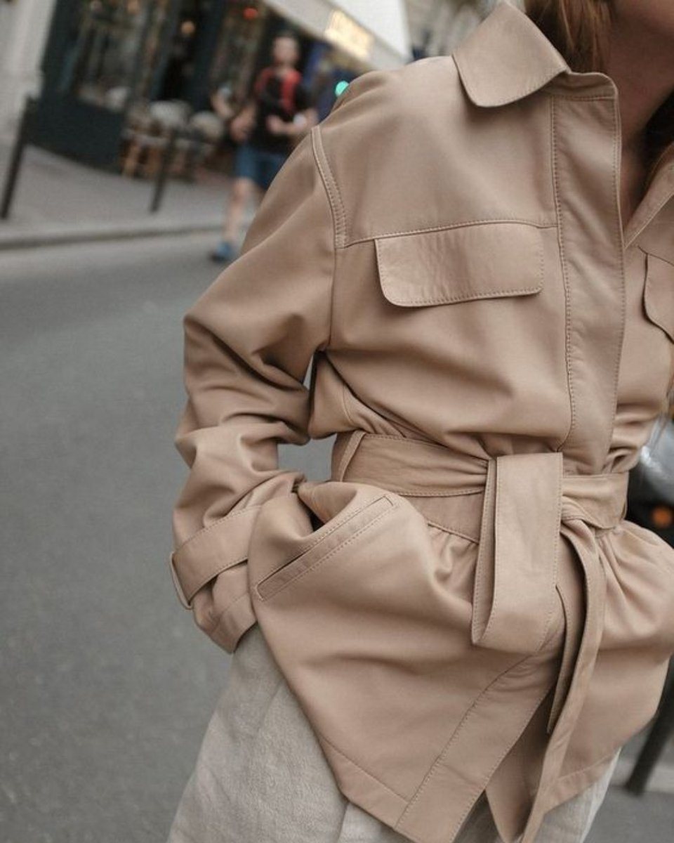 EstiloVasesoria's tweet photo. La forma más sencilla, rápida y efectiva de feminizar la silueta femenina es marcar y potenciar la cintura.
#tipdemoda #fashion #moda #asesoriadeimagen #fashionstylist #asesoriadeimagenbcn #personalshopper #personalshopperbarcelona #consultoriadeimagen #imagenpersonal https://t.co/fYZaGRe2no