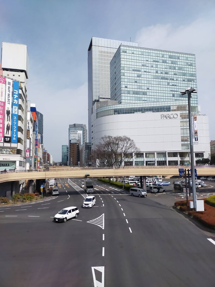 仙台駅西口ペデストリアンデッキ