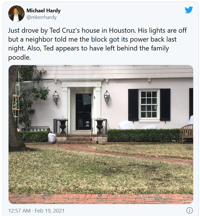 karlathome's tweet photo. @KenobiCheated @Leticia17922167 Yes. And let's not forget the way @tedcruz treats innocent animals either. #SeditionCaucus  #TedCruzisADisgrace #JusticeForSnowflake #ASPCA https://t.co/9xmEEsZ9rA