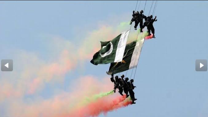 JahanZaibb_'s tweet photo. Some Pictures don't need the Caption.❤️🔥
#PakistanDayParade https://t.co/Odu2GzGo8N