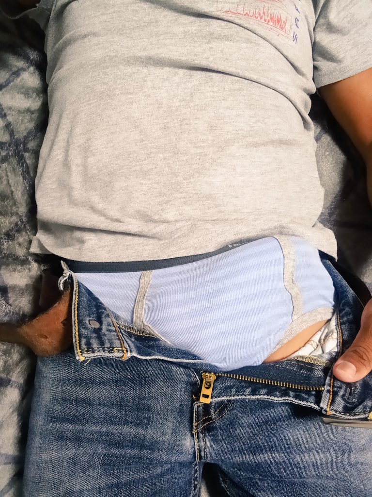 leal_castill's tweet photo. #nochesss quetal su día que me cuentan https://t.co/NxjtlNq8xy