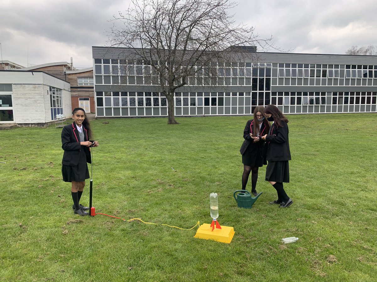 H_T_Science's tweet photo. As part of our Big Idea of forces Year 8 were launching Rockets yesterday @Hailey_Turnford (against the backdrop of our fantastic new building!) https://t.co/eor6fsjCUd