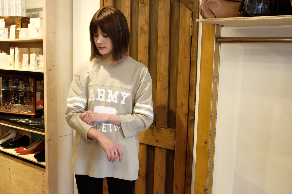 designplustoma's tweet photo. ☆LADY's NEW ARRIVAL☆ 

本日は、Johnbullのメンズアイテム、アメリカンフットボールTシャツをご紹介致します！

#ladysfashion #レディースファッション #苫小牧 #千歳 #室蘭 #伊達 #日高 #胆振 #苫小牧セレクトショップ #designplustomakomai #北海道セレクトショップ #designplus #デザインプラス https://t.co/4GAeOGvBJZ
