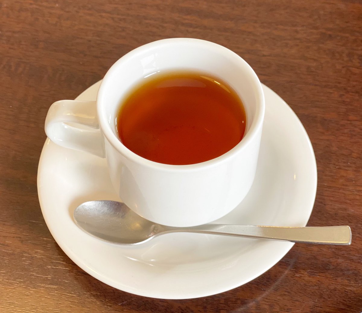 yoursfunup's tweet photo. セブンベリーティー☕️💕
初めて聞きました！

ストロベリー、ラズベリー、ブルーベリー、、、
忘れた･･･😅
キツすぎず、ほのかに甘ーい香りが広がる食後の贅沢な紅茶です😍
お肌によさそうー✨
ごちそうさまでした！

#セブンベリーティー
#大連飯店
#柏原
https://t.co/lM1ouNA0PH https://t.co/EsBCUboBJJ
