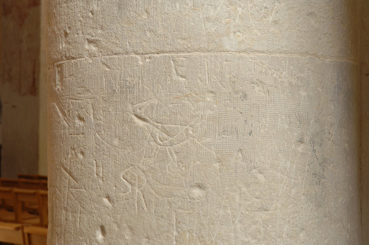 AlbanChronicler's tweet photo. Informative and entertaining #GuidesTraining talk last night on medieval graffiti from @MedievalG  This example @StAlbansCath photo by Donato Cinicolo https://t.co/DQNqNTS5nO