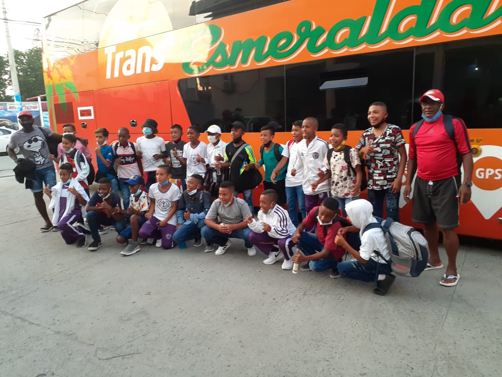 cast_cab's tweet photo. #GedeonesFC de nuestra bella ciudad de #Atacames comienza hoy su torneo "Promesas IDV" en la ciudad de Salinas nos representan la #Cat2008 #Cat2010
@GFCguayaquil #Riborj #GedeonesFC #Futbolformativo https://t.co/TIBWL4kf4E