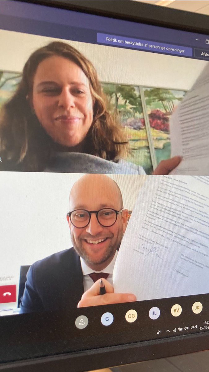 RasmusPrehn's tweet photo. Today I have signed a cooperation agreement on the climate-friendly agriculture of the future with @carolaschouten and @minlnv. That is a great step – and happens exactly 500 years after first Dutch vegetable growers came to Denmark 🇳🇱🇩🇰
https://t.co/rHyhYPWAH8 https://t.co/dLKfQCRPtq