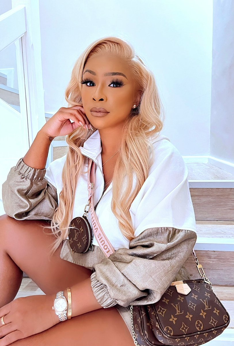 Boity's tweet photo. It’s the glow for me...💥 💄: @martinisive https://t.co/kQ6pLjpNoQ