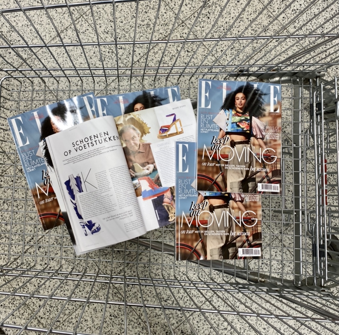 museumJAN's tweet photo. De nieuwe @ELLE_nl is uit! 💥 👠 Mét daarin een geweldig artikel van onze gastcurator Lisa Goudsmit waarin ze alles vertelt over de tentoonstelling ‘Op de leest van Jan Jansen - 60 jaar schoenen & Dutch Design’.
#museumjan #janjansen #dutchdesign https://t.co/53xWEXxRFd