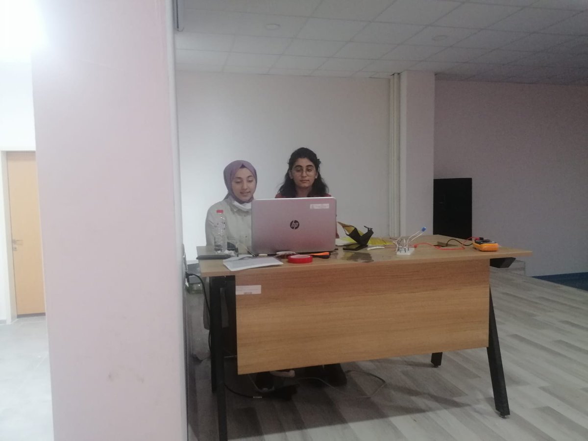 solhanfarabi's tweet photo. 2204 Tübitak bölge finallerine okulumuz sunumunu gerçekleştirdi. Öğrencilerimiz ve emeği geçen öğretmenlerimize teşekkür ediyoruz.
@bingolmem @RahmiGuney @yusuf_tokus @IlceSolhan https://t.co/BcA1B5JvZm