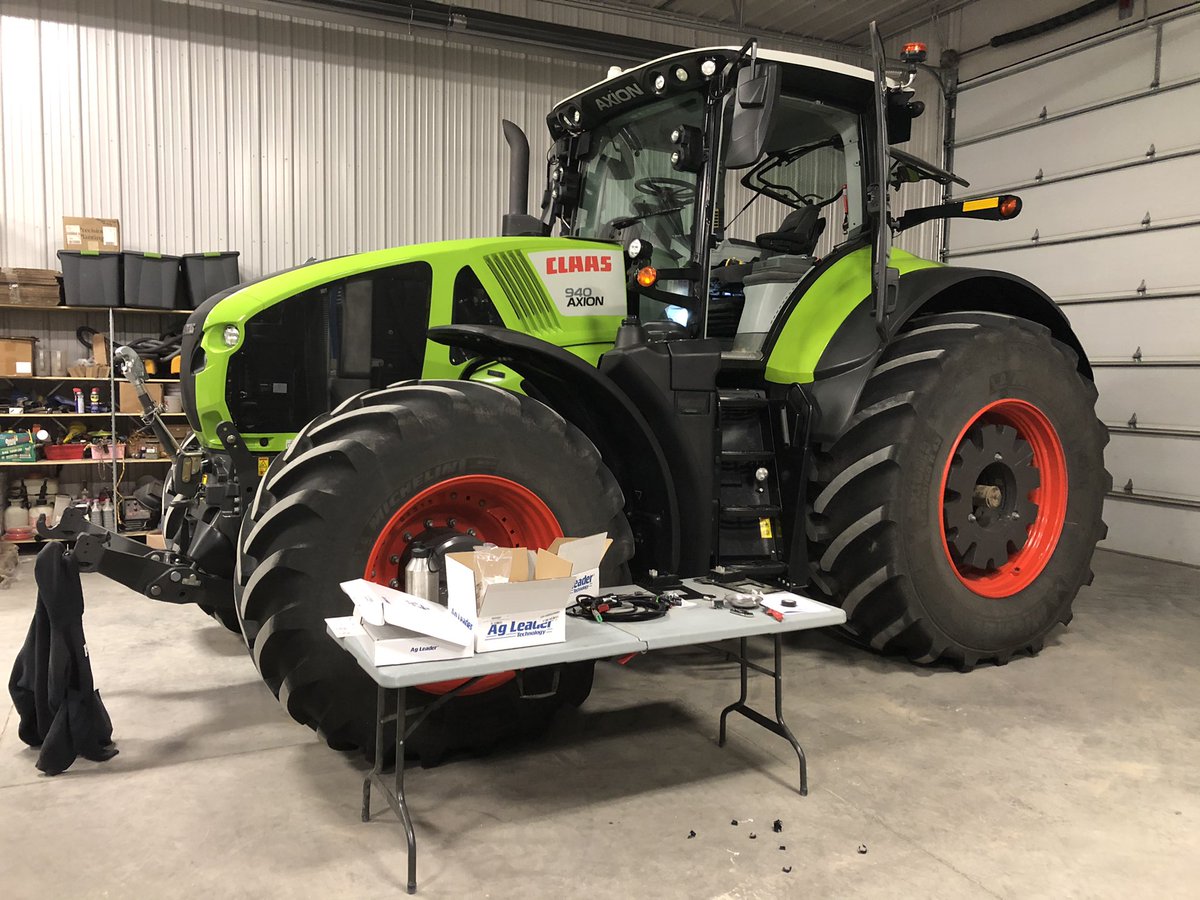 TalbertPreston's tweet photo. Good help is hard to find, especially when they only want to sleep on the job! The new @AgLeaderTechh #SteerCommandZ2 installed and ready for #hay2021. https://t.co/jm9N0dUdDi