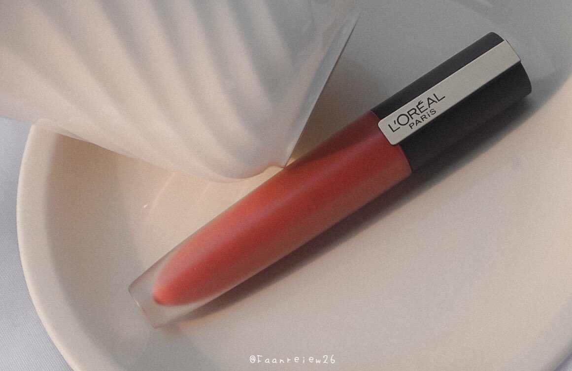 FaanDelacour's tweet photo. ลิปลอรีอัล สี 129 ทา ombre คือลูกคุณมาก สีสวยสุด ตุ่นๆกำลังดี ดูแพงไม่เอิ้กอ้าก ยกให้เป็นสีกันตาย ㅠㅠ ชอบความเบา ทาซ้ำได้ไม่หนักปาก ขอยอมแพ้ มาเอาเงินชั้นไปนังตัวดี!! https://t.co/xAf4dRSaAn