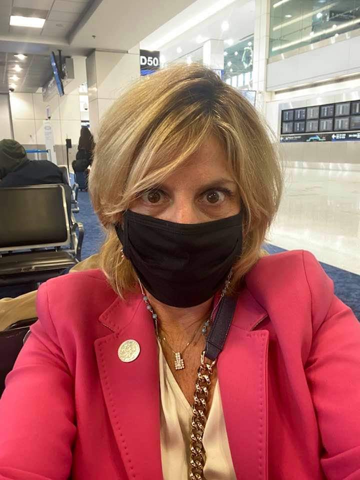 FLBarPresident's tweet photo. I am officially ready for the @OCBA_FL Professionalism Awards - Orlando here I come. 

As my year as President of The Florida Bar comes to an end - today will mark my very FIRST in-person voluntary bar event.

Looking forward to it! https://t.co/mAMBa5J9GA